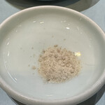 맛찬들 왕소금구이 - 最初は、塩で頂きとても美味しいかったです