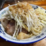 蓮爾 - 料理写真:小ラーメン少なめ980円