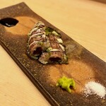 おかめ寿司 - つまみで蝦蛄を所望。小樽産です。茹でたてをいただきました