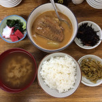 魚力 - サバの味噌煮定食1030円