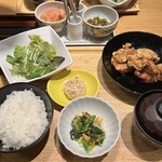 博多もつ鍋 やまや - 