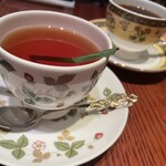 CAFE AALIYA - ピーチクリームティー