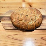 金剛商店138番地 - 自家製パン（焼きたてで最高）