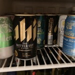 金剛商店138番地 - 冷蔵庫（一番上にビールとソフトドリンク）