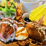 カフェ ダイニング マカナ - 