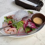 日比谷サロー - カリビアンサラダ ¥1090