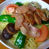パスタビーノ・ハシヤ - 料理写真:ベーコン・ソーセージと野菜のお醤油味