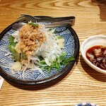 明神丸 - 新玉葱のサラダ