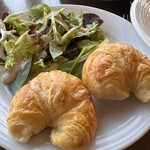 100 Sails Restaurant & Bar - 