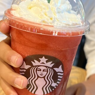 口コミ一覧 : スターバックス コーヒー LINKS UMEDA 2階店