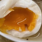 麺処ろくめい - 半熟煮卵さんでーす。