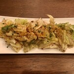 羽村バル haruka - 春キャベツのアンチョビガーリック　¥500-