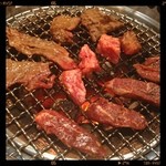 金海 - 焼肉！