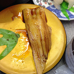 すしぐるめ　あきんど - 美味かった‥！手前が「とろり穴子¥432」奥が「鯛¥324」