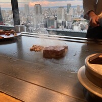 ニュー松坂 梅田32番街店 - 