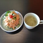 カレーとナンの専門店 ルンビニ - サラダとスープ