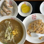神龍 - ミソラーメン 830円　Ｃセット 450円