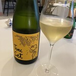 anchoa - 乾杯はスパークリングワイン