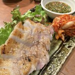 勝手場 - 豚バラ肉の炙り