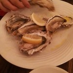炭火焼とワインの酒場 VOLTA 北新地店 - 牡蠣！！！！！