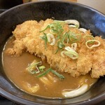 得正 - トンカツカレーうどん（トンカツアップ）