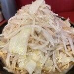 ラーメン二郎 - 『豚1枚ラーメン ニンニクヤサイ』のヤサイ