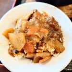 とん汁うどん だっぺ - 残ったカレーは当然こうします
      もはや必然性しか感じません
