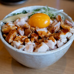 彩蓮 - 低温チャーシュー丼