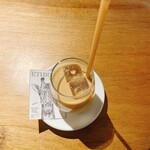 デアストア コーヒーロースタリー - 