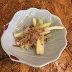 酒のみ屋 魚久 - 島らっきょうの塩漬け