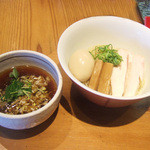 冷やしつけめん(800円)+味付玉子(100円)