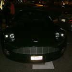 Hôtel de Paris Monte-Carlo - こんな大きな車ばかり停まっています（アストンマーチン）