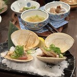 炉ばた 暁 赤坂店 - 活はまぐり炙り焼き