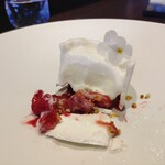 レストラン ラ・フロレゾン・ドゥ・タケウチ - LE DESSERT
      
      特製デザート