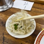 亀戸餃子 - この車がもやしがうまい