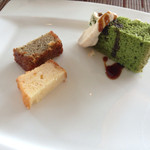 ラヴィマーナ アネックス パチャ - ふわふわ抹茶シフォン きな粉クリーム＆黒蜜