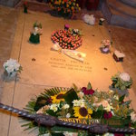 Hôtel de Paris Monte-Carlo - グレース王妃のお墓です