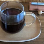 Canyon Bee - ドリンク写真:トミオフクダブルボン