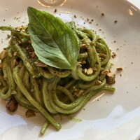 Trattoria Tabule - バジルとフレッシュケールのジェノベーゼ　キタッラ