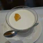 四川飯店 - マンゴープリン