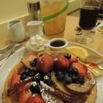 Cafe Kaila - 甘酸っぱいフルーツがよくあいます。