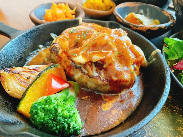 スマイルマーケット（SMILE MARKET &times; CAFE & BAL） - 石巻（カフェ）の写真