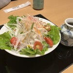 花惣 - 料理写真:大根サラダ　¥650