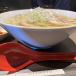 塩ラーメン あす流 - 