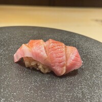 鮨 由う - 
