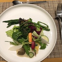 ヤマガタ サンダンデロ - 新鮮野菜のバーニャカウダ風
