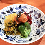 ごぼうのてっぺん - 漬物盛り合わせ