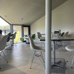 テン リバーサイド - 店内の雰囲気