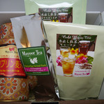 マユールティールーム - 【2014サマーギフト】新商品の焼きプリン麦茶を始め、水出し紅茶、ダージリンセカンドフラッシュを詰め合わせた、夏におすすめのギフトです。BOX代金込税込で3504円