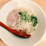 七壱 - しおらーめん